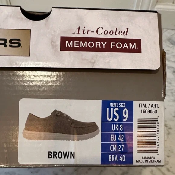 Skechers Brown Loafers with Air-Cooled Memory Foam. New with Tags. - Picture 7 of 9